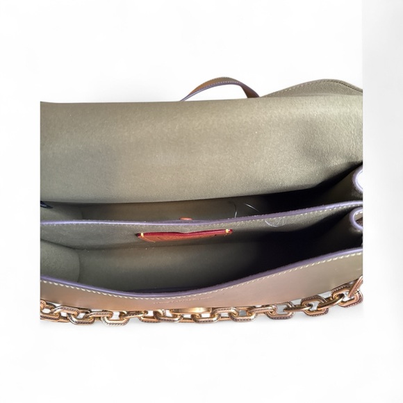 Coach BNWT TABBY Olive Green Leather Shoulder Bag - Picture 4 of 11